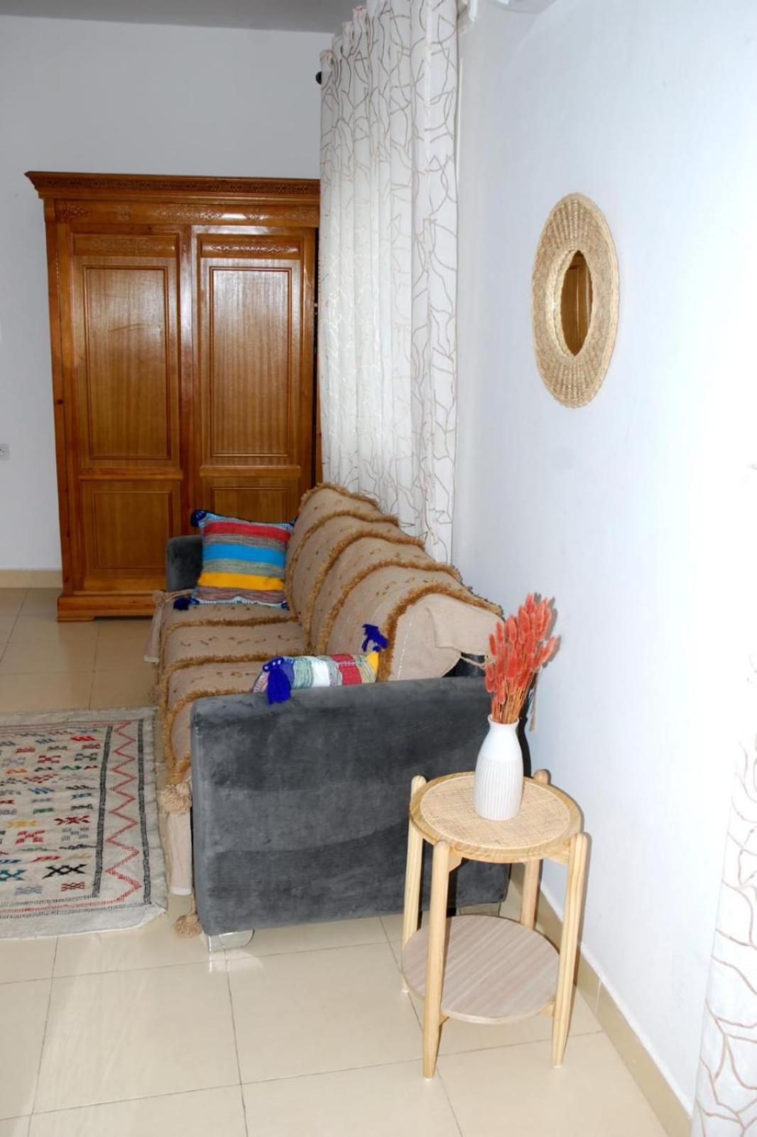 Studio Lumineux Avec Terrasse Tangier Exterior photo